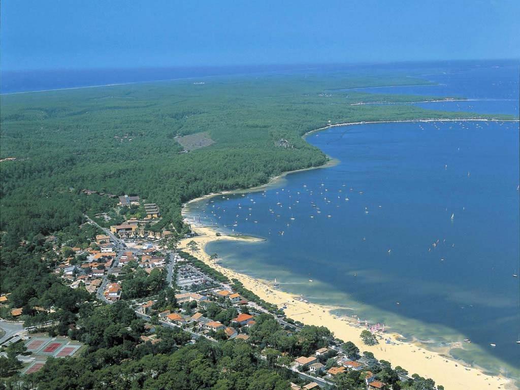 Gite A La Campagne Avec Jacuzzi Avensan Exterior foto